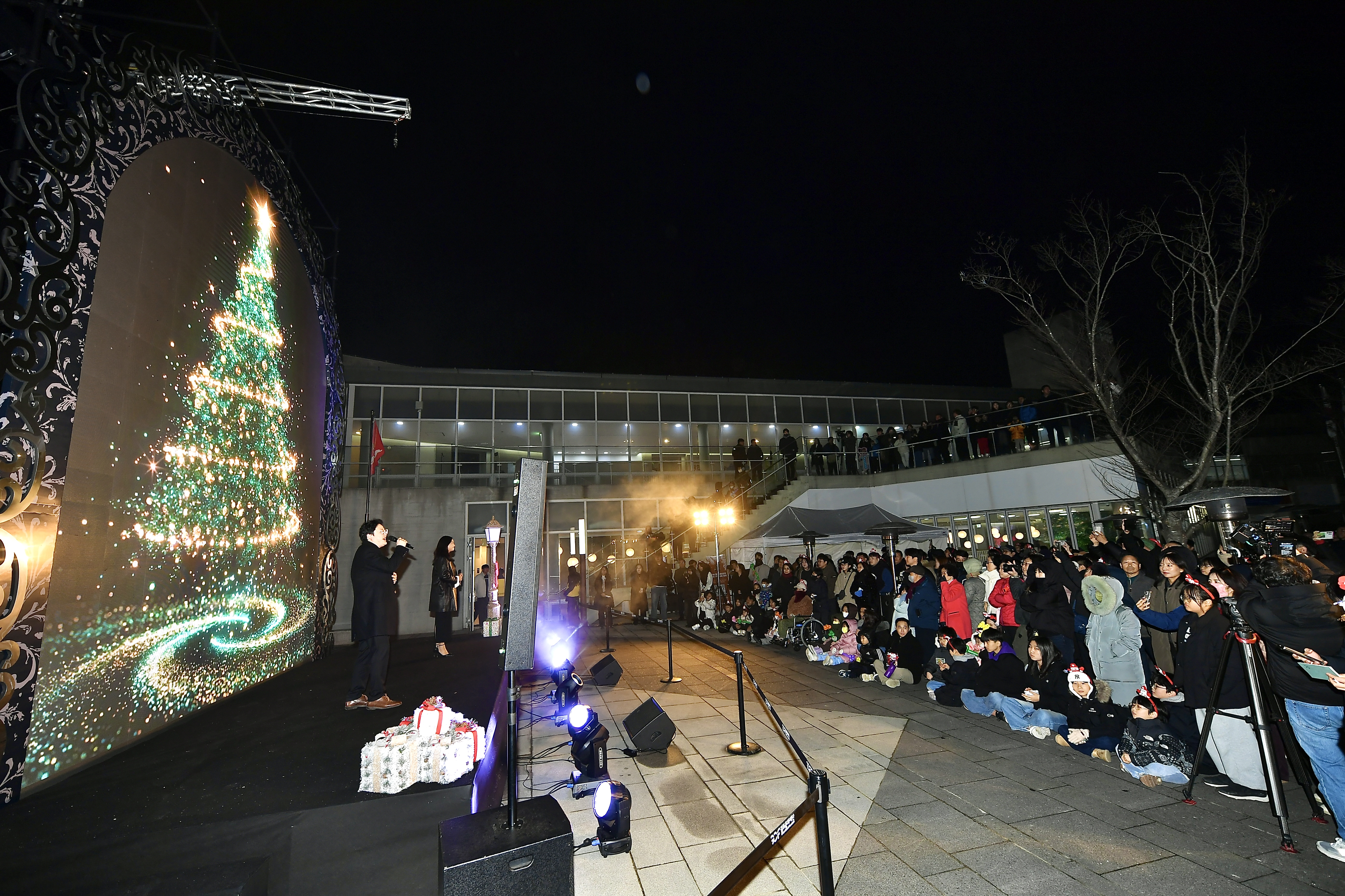 ‘3색 트리의 향연’ 애기봉평화생태공원, 새 크리스마스 명소 부상 이미지 5