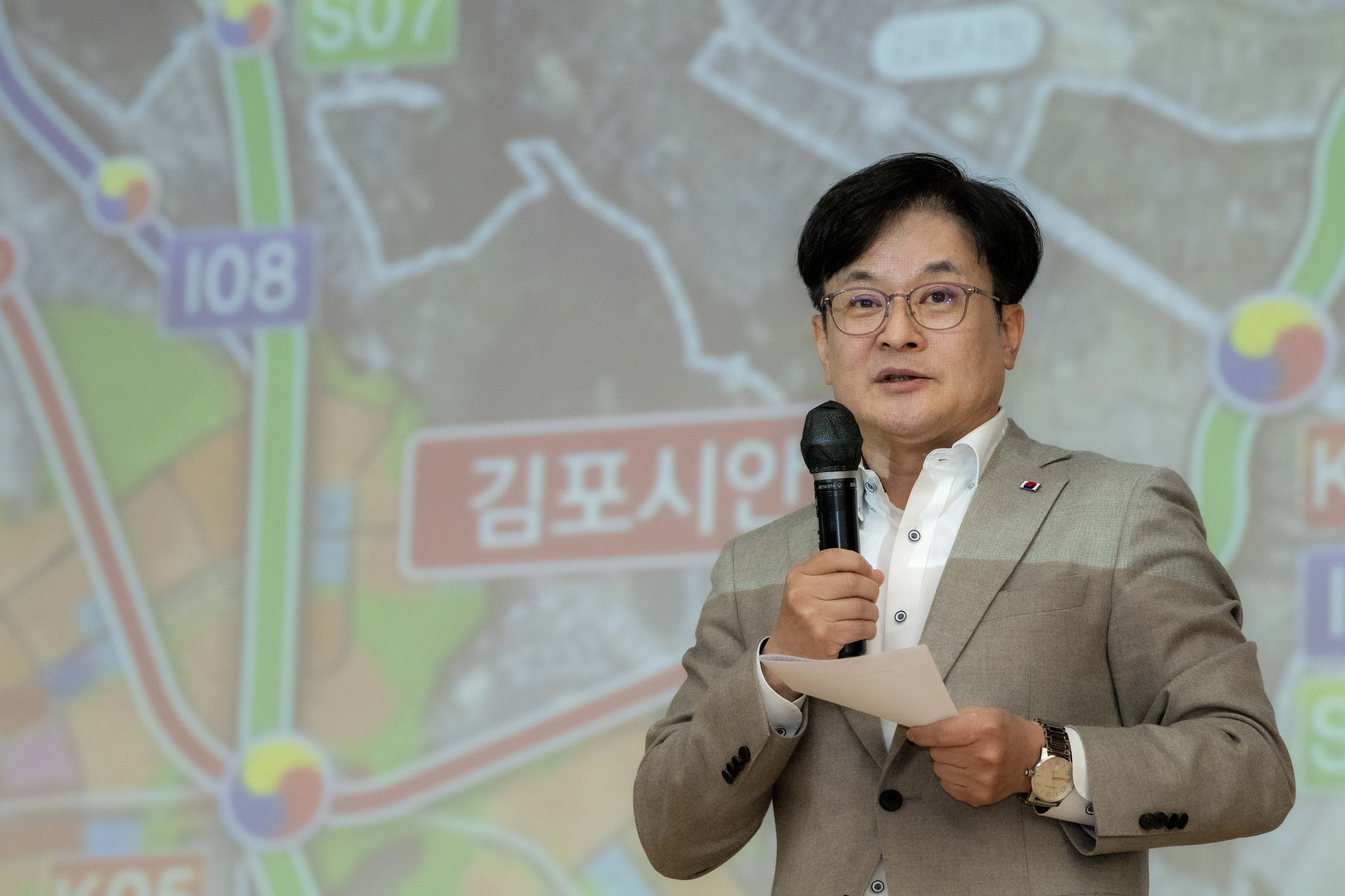 김병수 김포시장 “시민이 이뤄낸 5호선, 추가역 설치 최선” 이미지