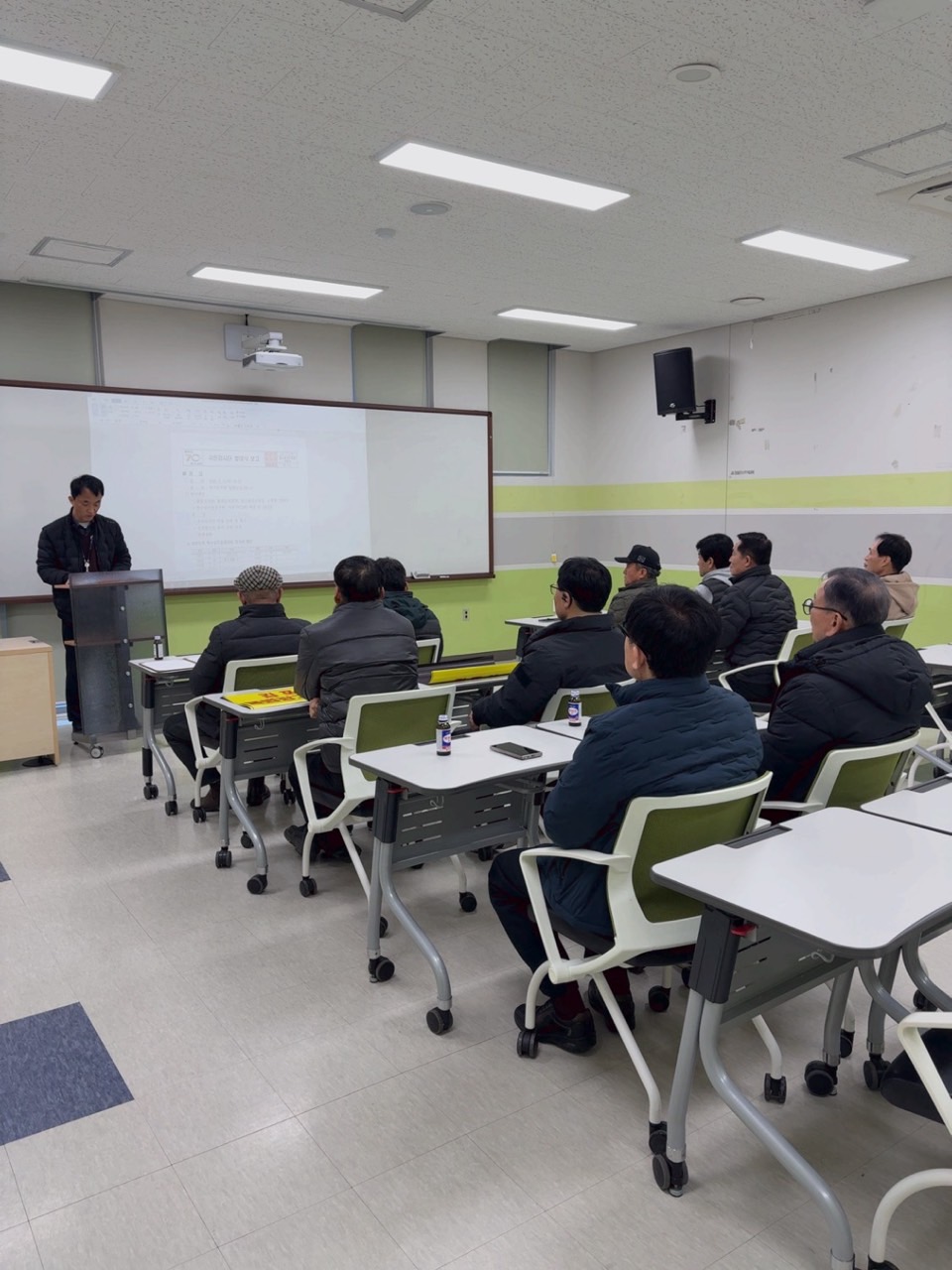김포시, 불법광고물 시민감시단 출범주말·공휴일 불법현수막 단속 공백 메운다 이미지 3