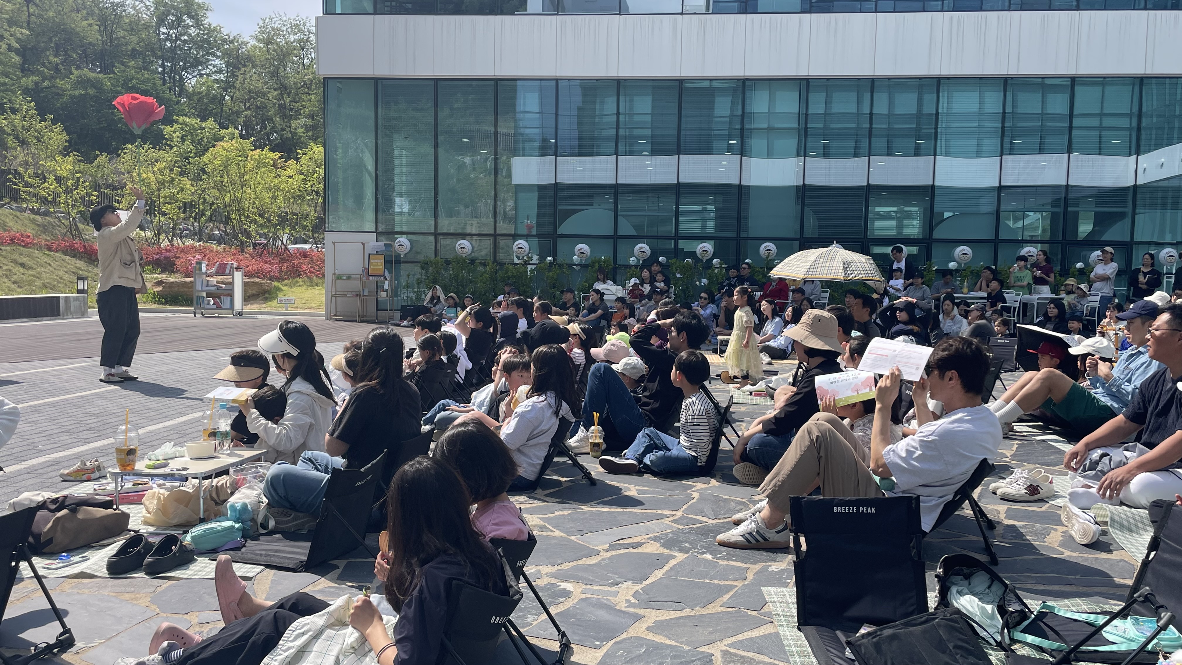 독서와 예술경험 결합 1주년 기념 행사…모담도서관 존재감 ‘뿜뿜’ 이미지 4