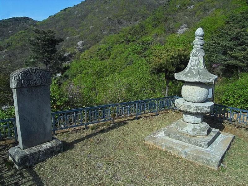 문수사 풍담대사 부도 및 비 이미지 1